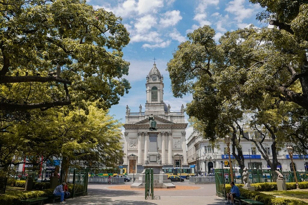 Cinco cosas que no sabías de la Plaza Flores Museo Barrio de Flores